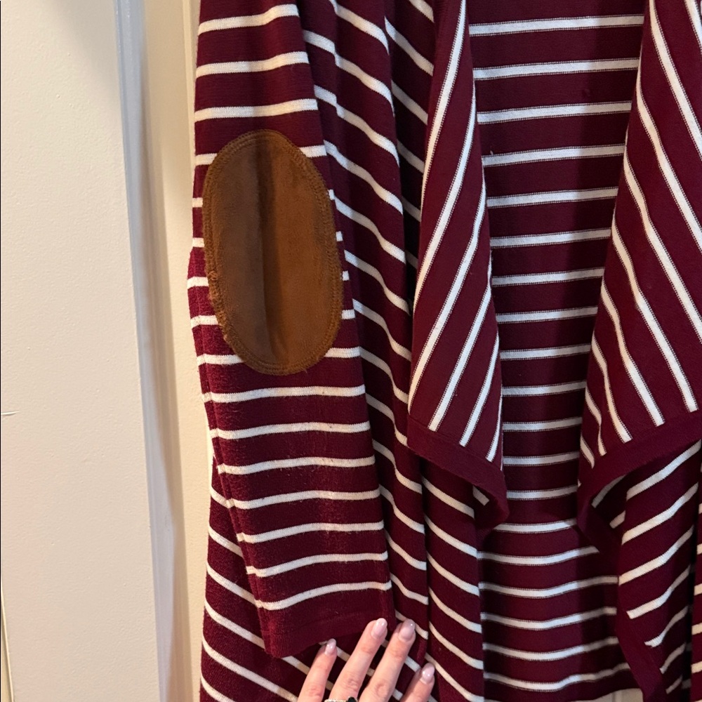 Staccato Maroon and White Striped Cardigan - Picture 3 of 3
